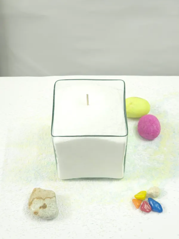 Sindhu_Candle_Holder