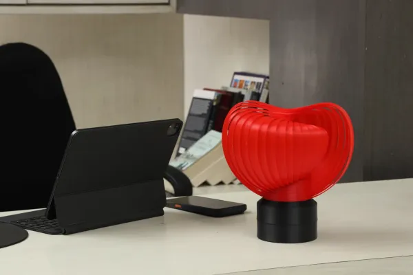 Red_And_Black_Pla_Plastic_Table_Lamp_For_Home_And_Living