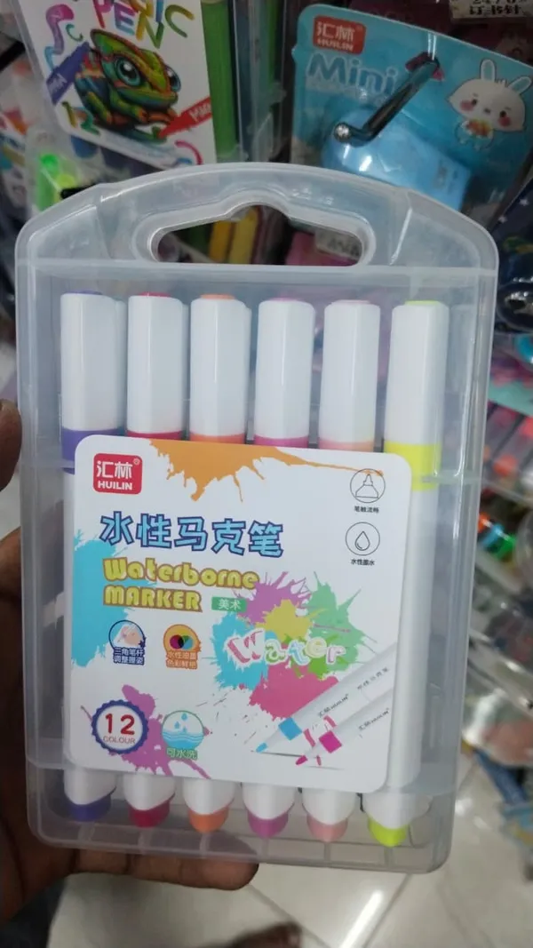 Acrylic_Magic_Markers_12_Colour_Set
