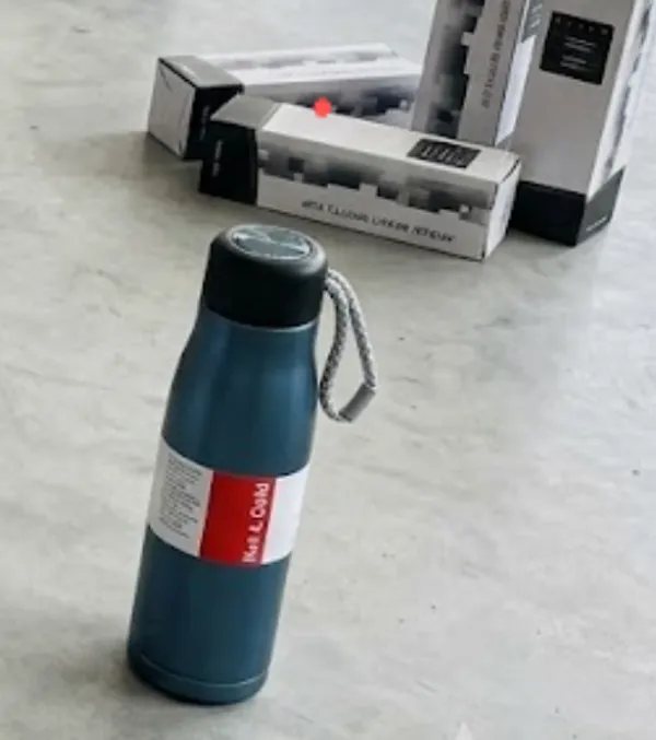 Stainless_Steel_Solid_Colour_Insulated_550_Ml_Bottle