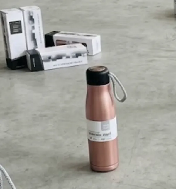 Stainless_Steel_Solid_Colour_Insulated_550_Ml_Bottle