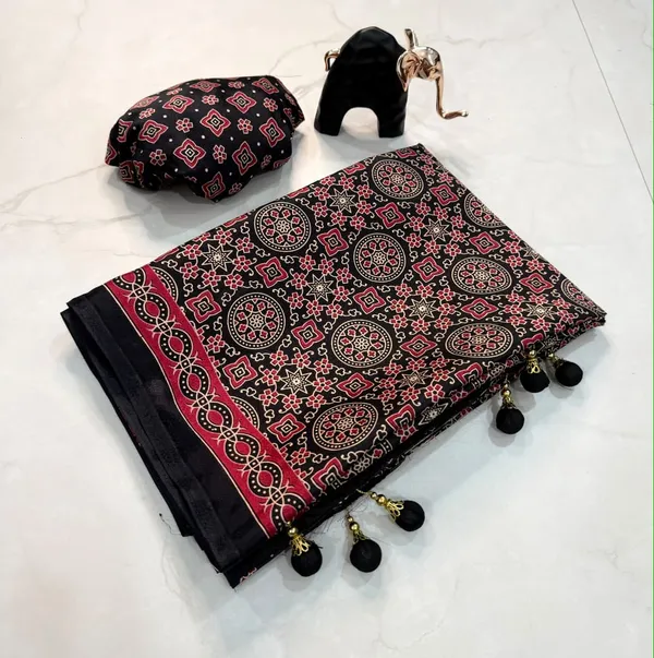 Black_Printed_Saree_for_Women