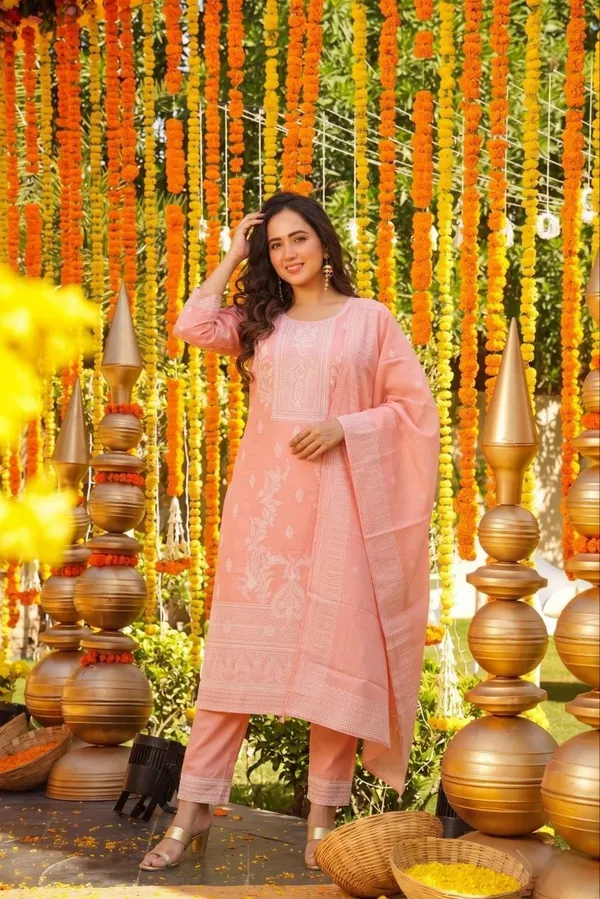 Peach_Embroidered_Kurta_Set_for_Women