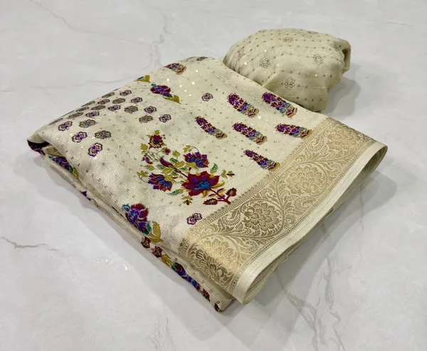 Cream_Floral_Print_Saree_With_Blouse_Piece_For_Women