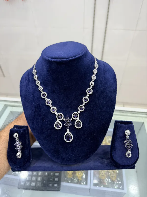 Silver_Metal_Alloy_Crystal_Teardrop_Pendant_Necklace_Set_For_Women