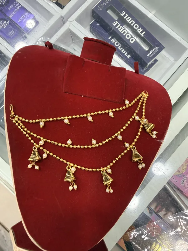 Gold_Metal_Alloy_Pearl_Drop_Traditional_Ear_Chain_Set_For_Women