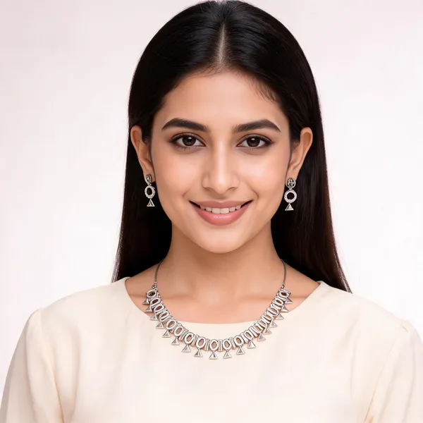 Gold_Metal_Alloy_Circular_Motif_Necklace_Set_For_Women