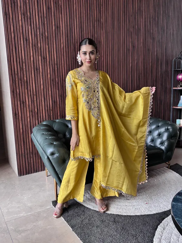 Yellow_Knee_Length_Suit_Set