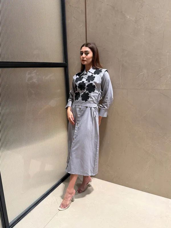 Grey_Bloom_A_Lime_Dress