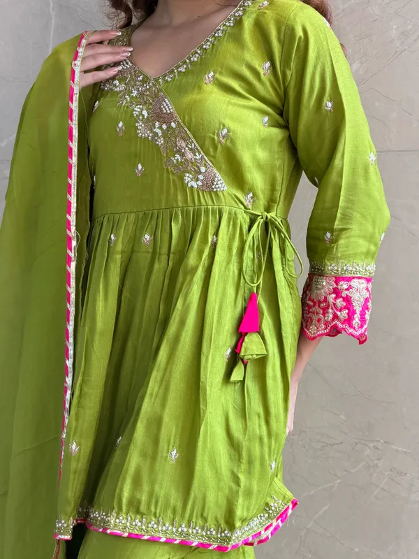 Gulnoor_Set_Green