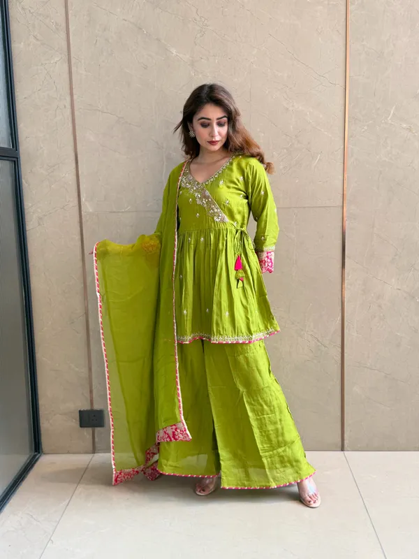 Gulnoor_Set_Green