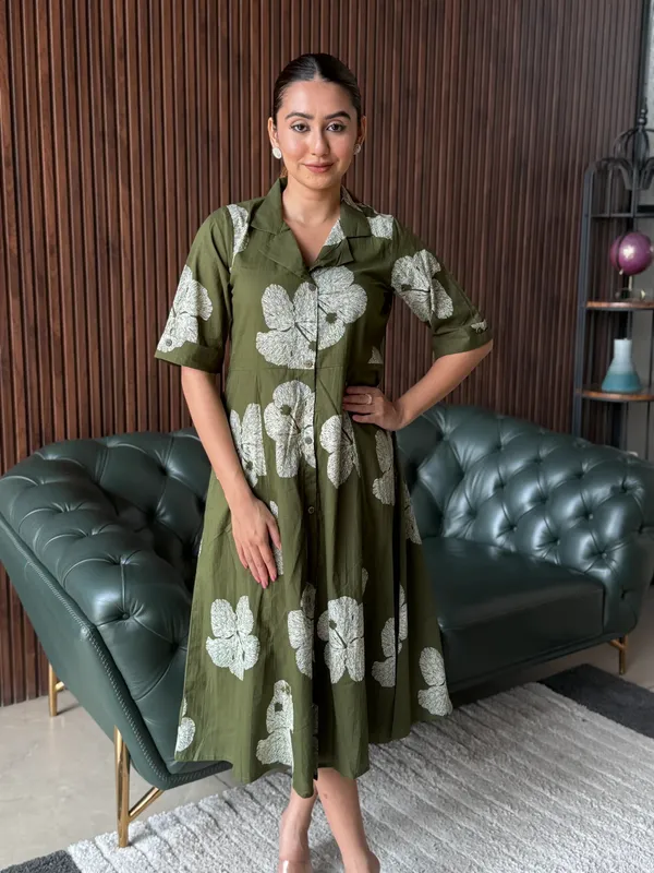 Olive_Floral_Printed_Midi_Dress