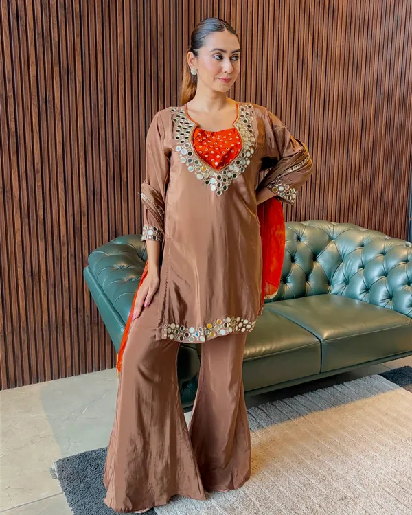 Amber_Mirror_Work_Suit_Set