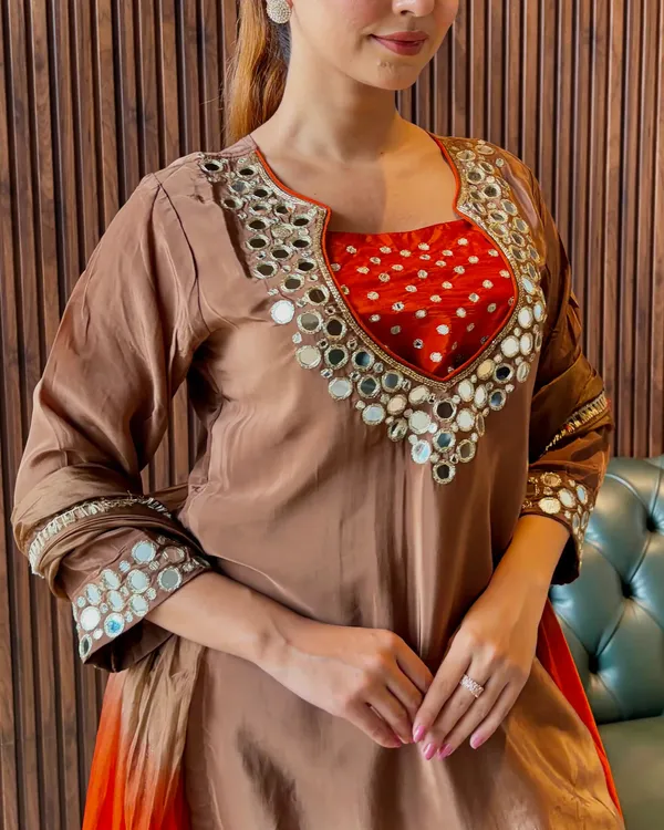 Amber_Mirror_Work_Suit_Set