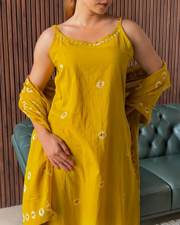 Mustard_Embroidered_Kurta_Set
