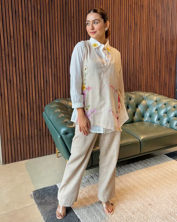 Ivory_Floral_Embroidered_Co_Ord_Set