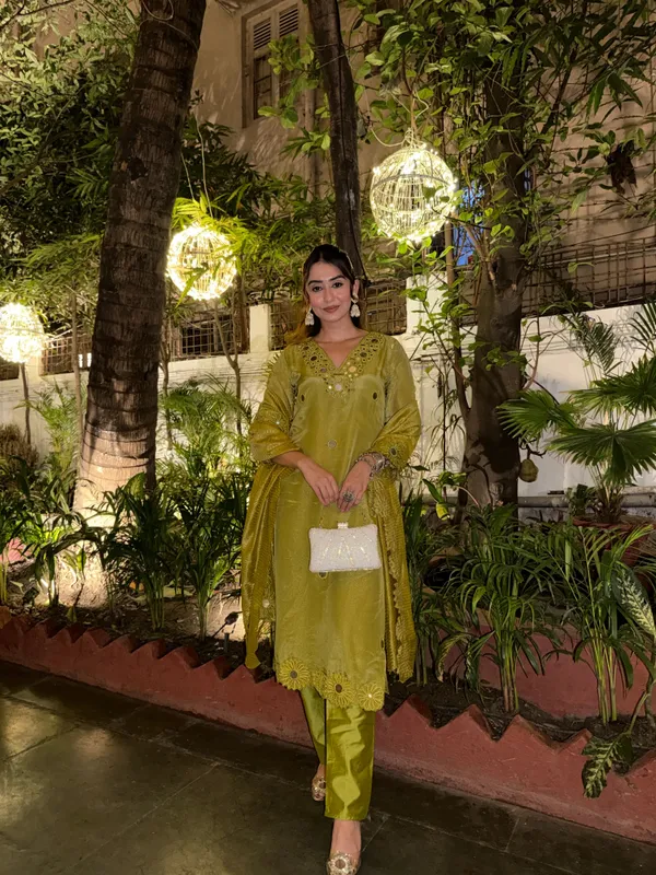 Green_Embroidered_Kurta_Set_With_Dupatta