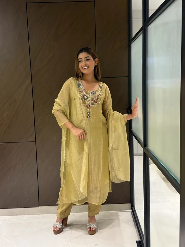 Noorani_Glow_Set