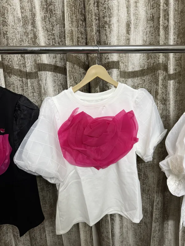 White_Floral_Applique_Puff_Sleeve_Top_for_Girls