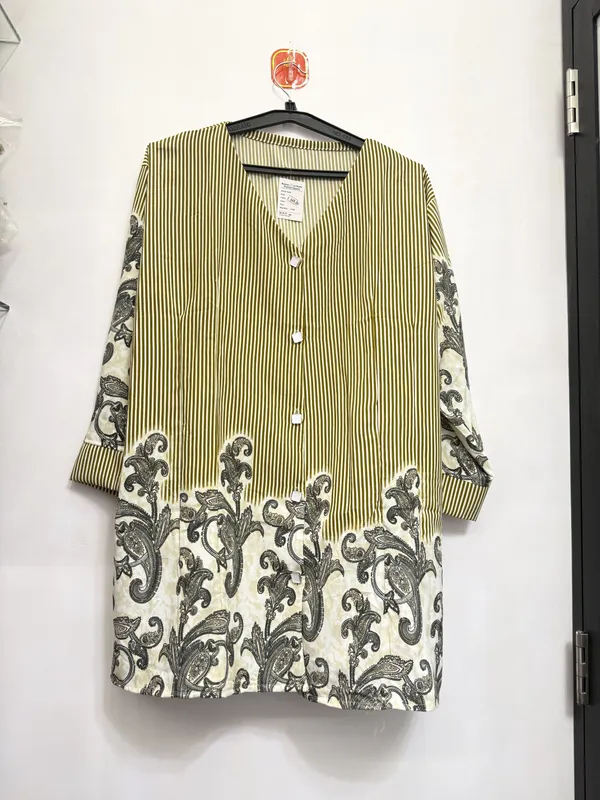 Olive_Rayon_Printed_Straight_Kurta_for_Women
