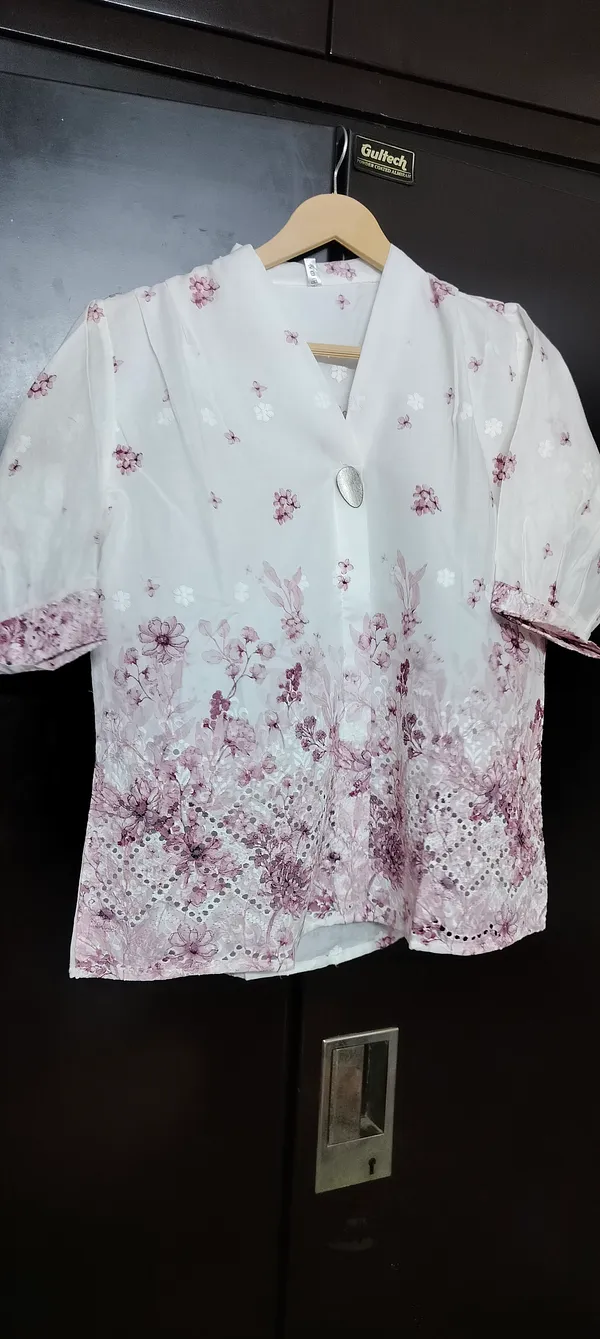 White_Floral_Print_Short_Sleeve_Blouse_for_Women