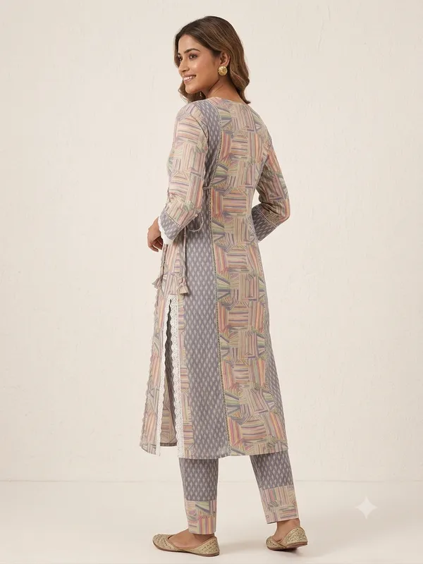 Multicolor__Geometric_Print_Kurta_Pant_Set_for_Women