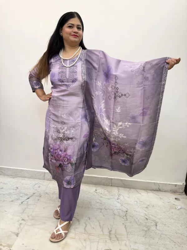 Lavender_Printed_Kurta_Set_For_Women