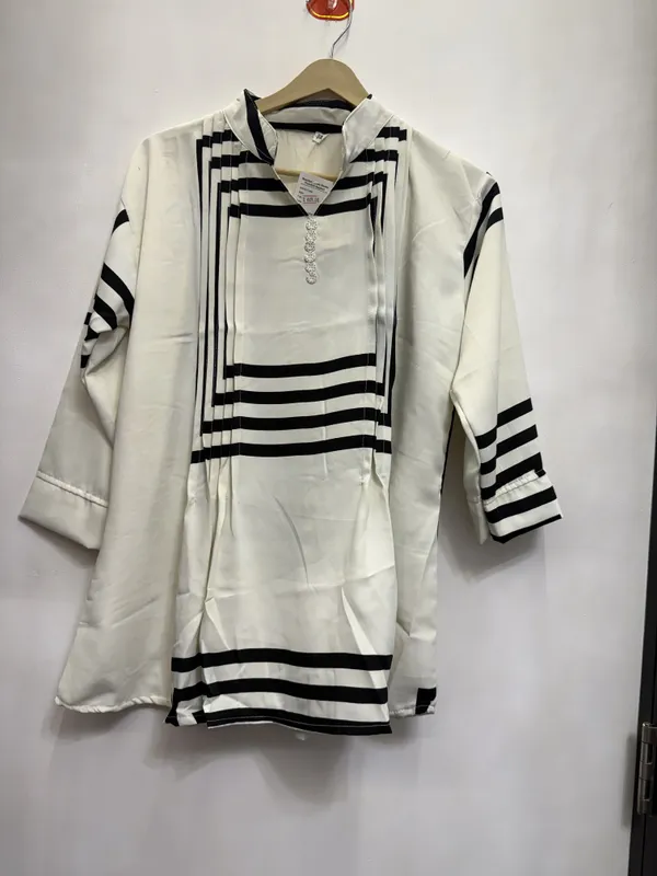 White_Striped_Straight_Kurta_for_Women