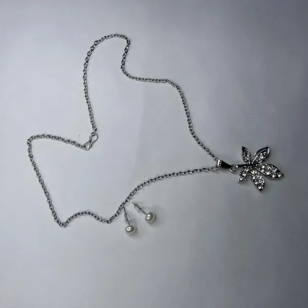 Silver-Tone_Floral_Necklace_And_Earrings_Set_for_Women