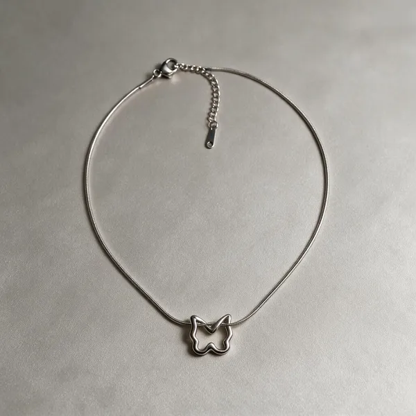 Black_Butterfly_Pendant_Necklace_for_Women