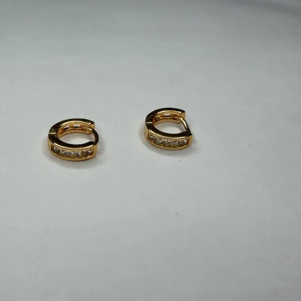 Gold_Hoop_Earrings_for_Women