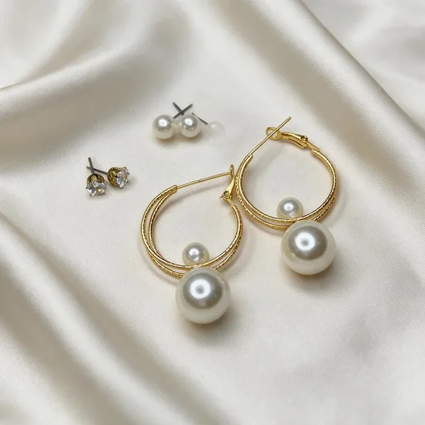 Gold_Tone_Pearl_Hoop_Earrings_for_Women