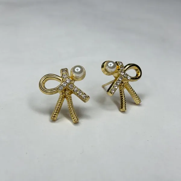 Gold_Tone_Bow_Stud_Earrings_for_Women