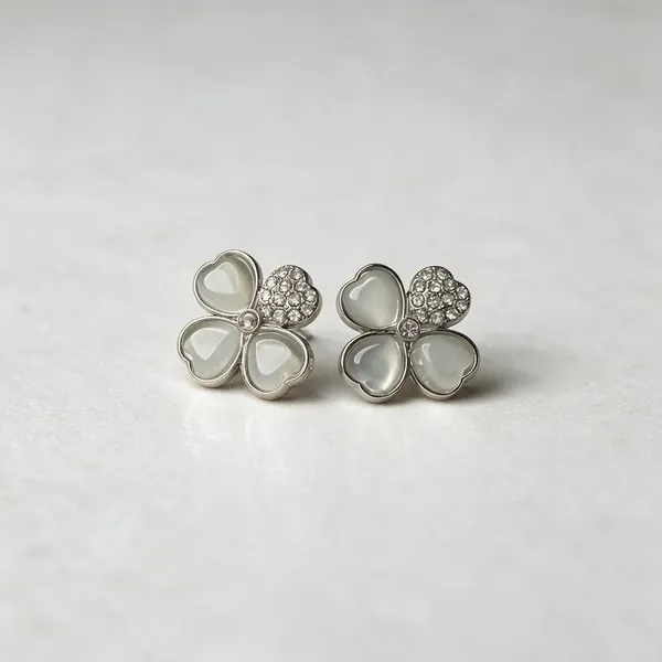 Silver_Tone_Floral_Stud_Earrings_for_Women