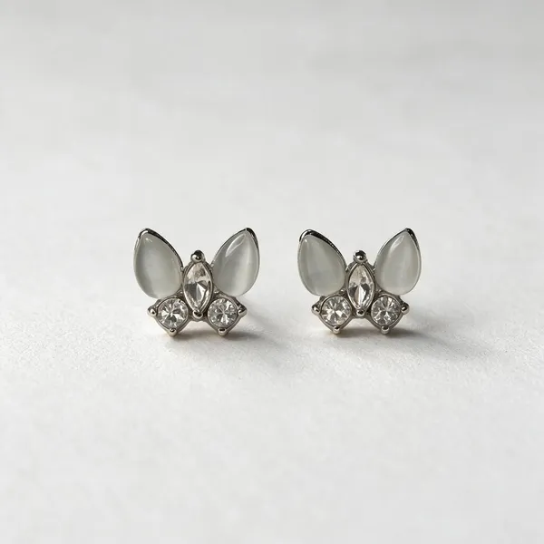 Silver-Tone_Floral_Stud_Earrings_for_Women