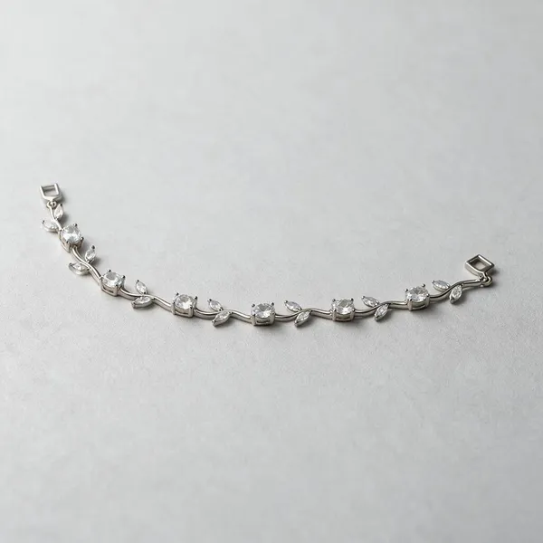 Tulip_Silver_Bracelet_for_Women