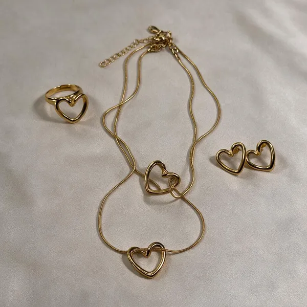 Gold_Tone_Heart_Jewellery_Set_for_Women