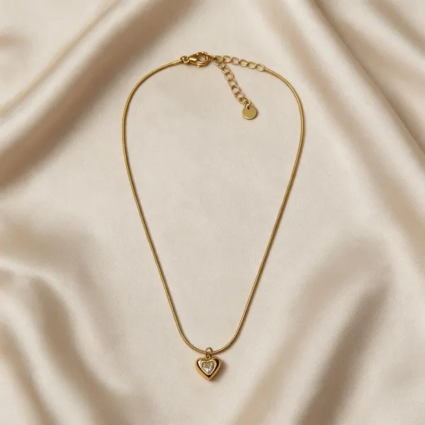 Gold_Tone_Heart_Pendant_Necklace_for_Women
