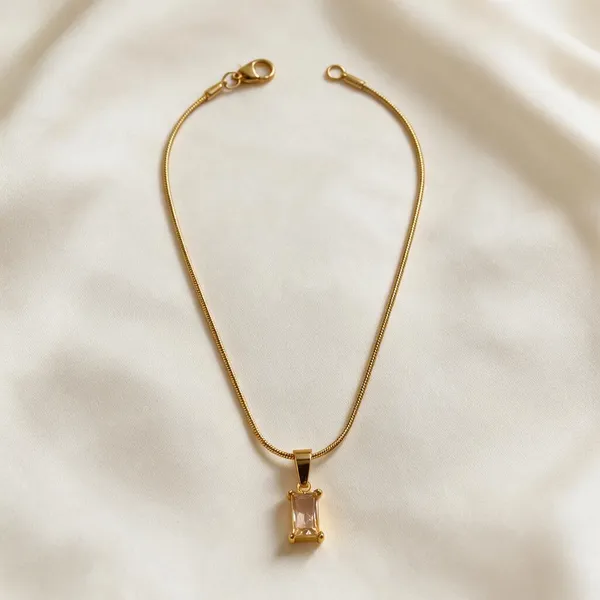 Gold_Tone_Rectangular_Pendant_Necklace_for_Women