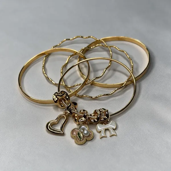 Gold_Tone_Charm_Bangle_Set_for_Women