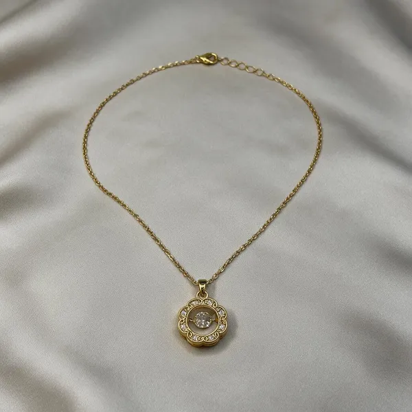 Gold_Tone_Circular_Pendant_Necklace