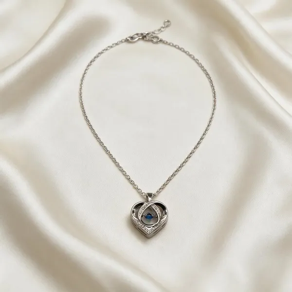 Silver-Tone_Heart_Pendant_Necklace_for_Women