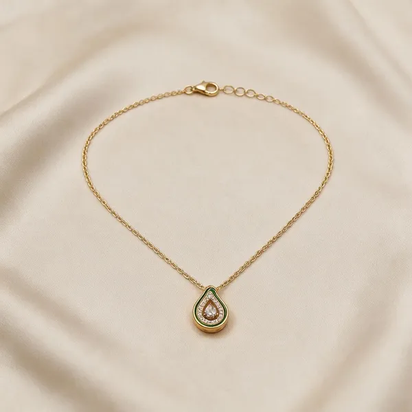 Gold_Tone_Teardrop_Pendant_Necklace_for_Women