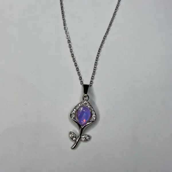 Purple_Floral_Pendant_Necklace_for_Women