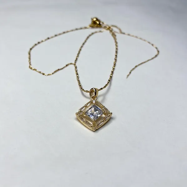 Gold-Tone_Crystal_Pendant_Necklace_for_Women