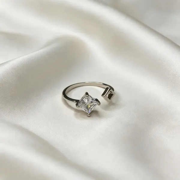 Silver_Tone_Crystal_Adjustable_Ring_for_Women