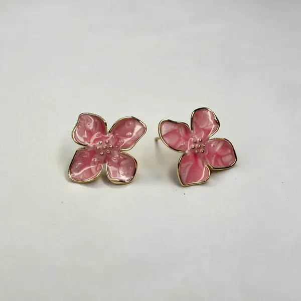 Pink_Enamel_Floral_Stud_Earrings_for_Women