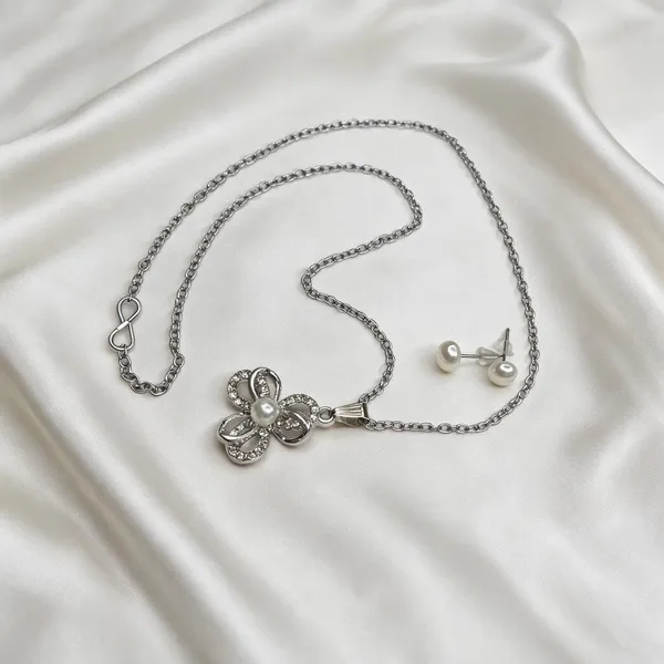 Silver-Tone_Floral_Necklace_And_Earrings_Set_for_Women