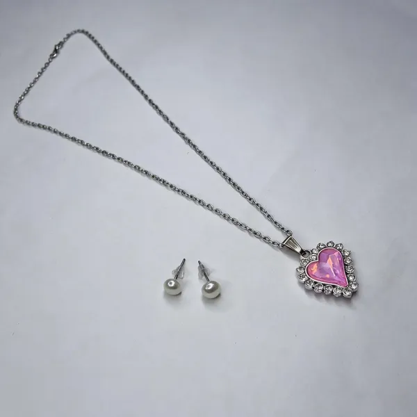 Silver_Tone_Heart_Pendant_Jewellery_Set_for_Women