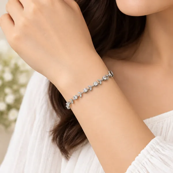 Tulip_Silver_Bracelet_for_Women